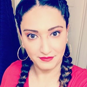 Meet your Posher, Veronica